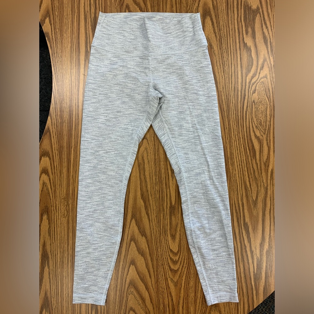 Women’s Lululemon leggings